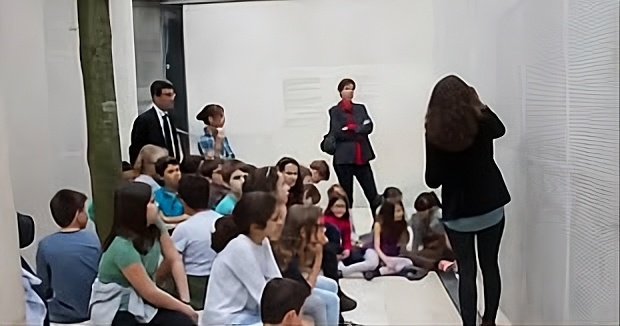 Atelier mémoire et création avec des élèves